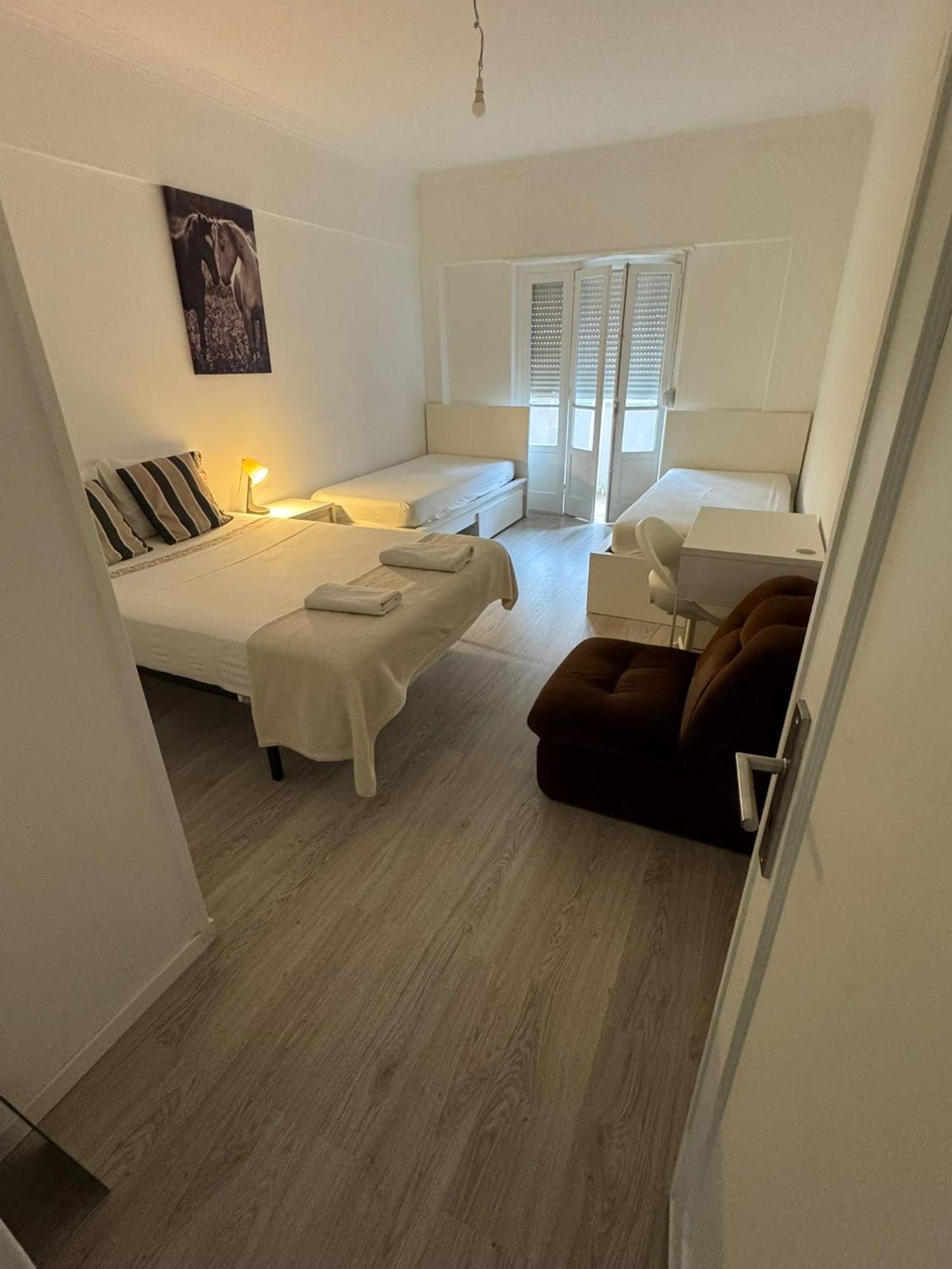 Room Alvalade Lisbon Exterior photo